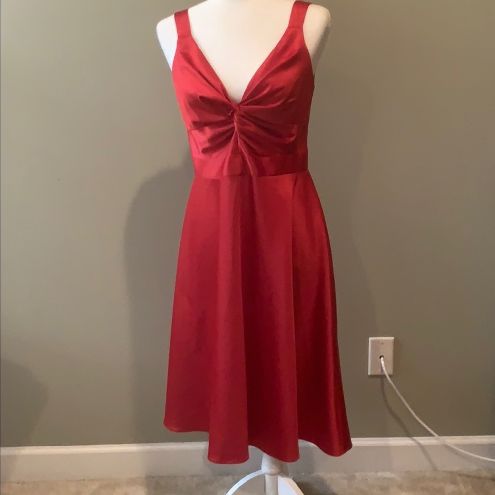 Donna Morgan stunning red dress